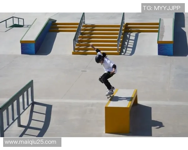 实时新闻南京滑板队在滑板精英赛中的默契配合与精彩表现分析